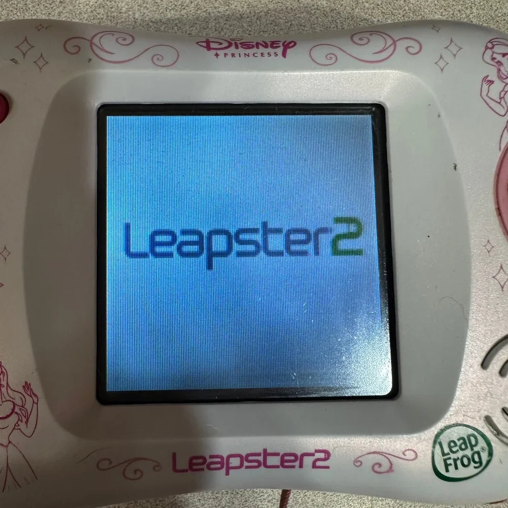 LeapFrog Leapster2 Disney Princess Handheld Learning Game System Pink N2390